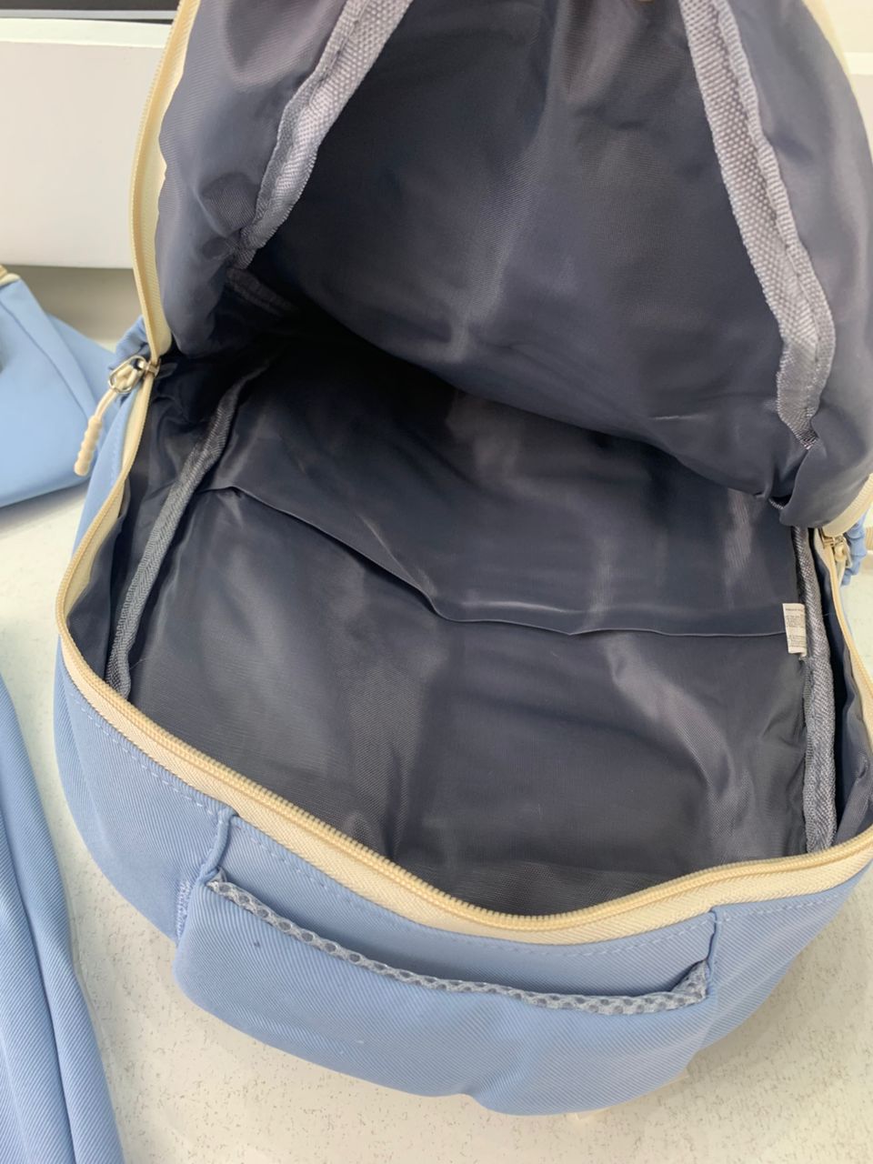 Ensemble de sac à dos kawaii 4Pcs avec porte manger isotherme  – طقم محفظة مع حقيبة حفظ الطعام