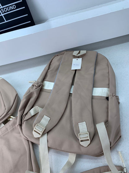 Ensemble de sac à dos kawaii 4Pcs avec porte manger isotherme  – طقم محفظة مع حقيبة حفظ الطعام