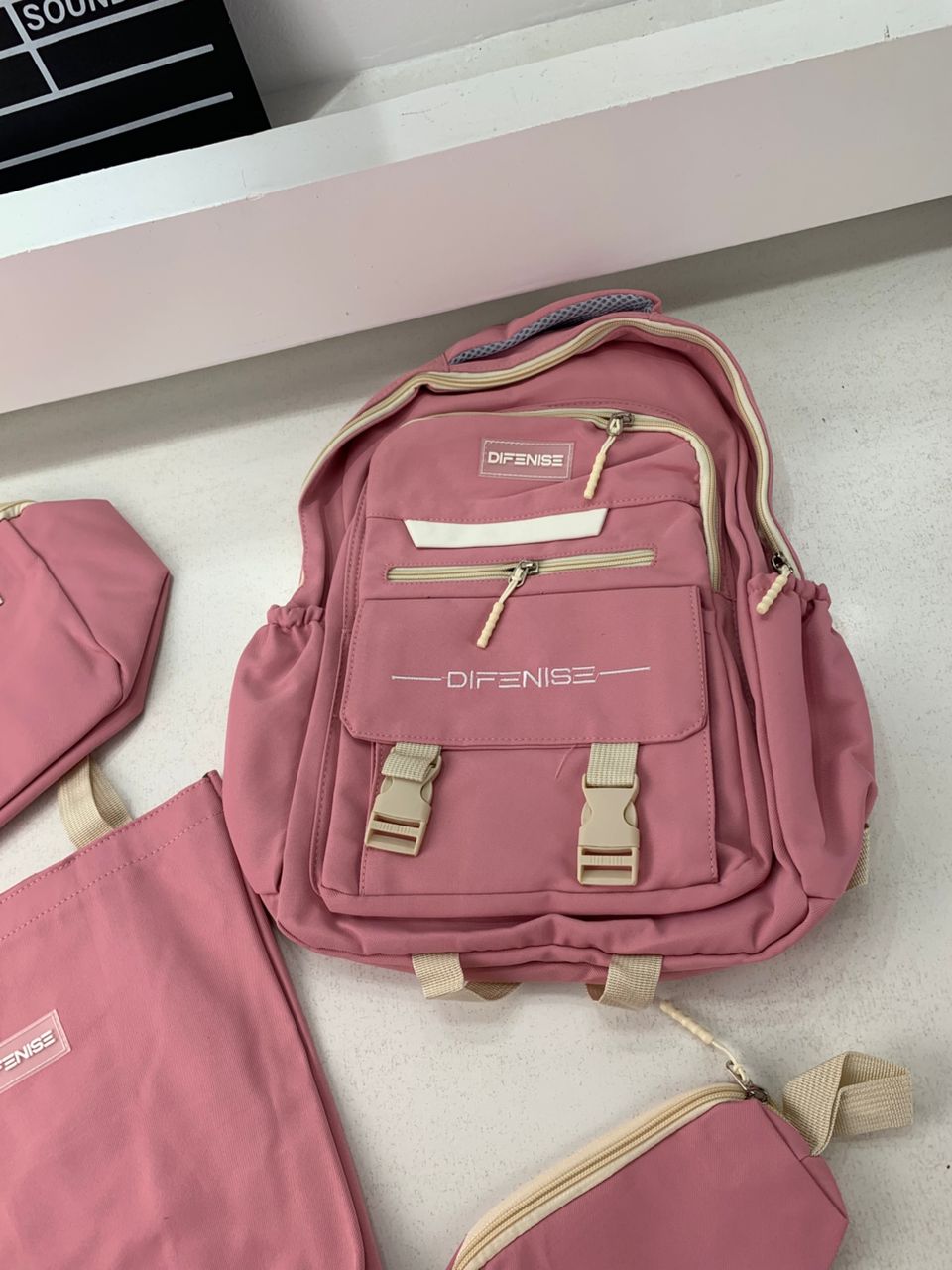 Ensemble de sac à dos kawaii 4Pcs avec porte manger isotherme  – طقم محفظة مع حقيبة حفظ الطعام