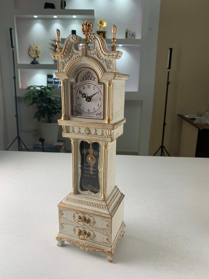 Horloge de Grand-mère avec Boîte à Musique Design Vintage – ساعة ديكور