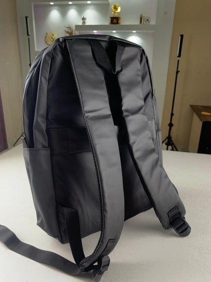 Sac à Dos Unisexe avec Poche pour Ordinateur Portable – محفظة ظهر مع موضع لحاسوب محمول