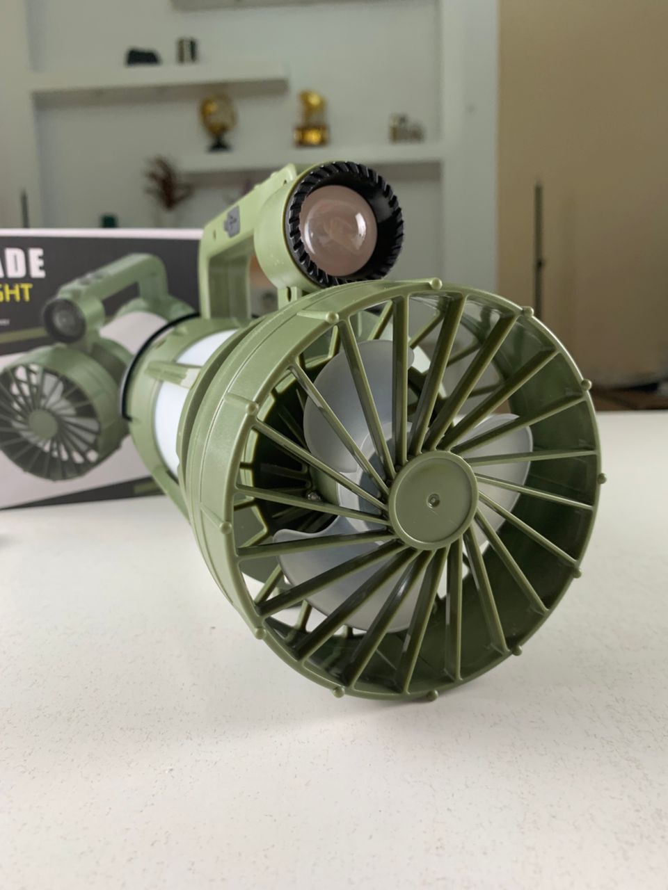Lanterne de camping LED Rechargeable avec Ventilateur et 4 modes d’éclairage – مصباح ومروحة محمولة
